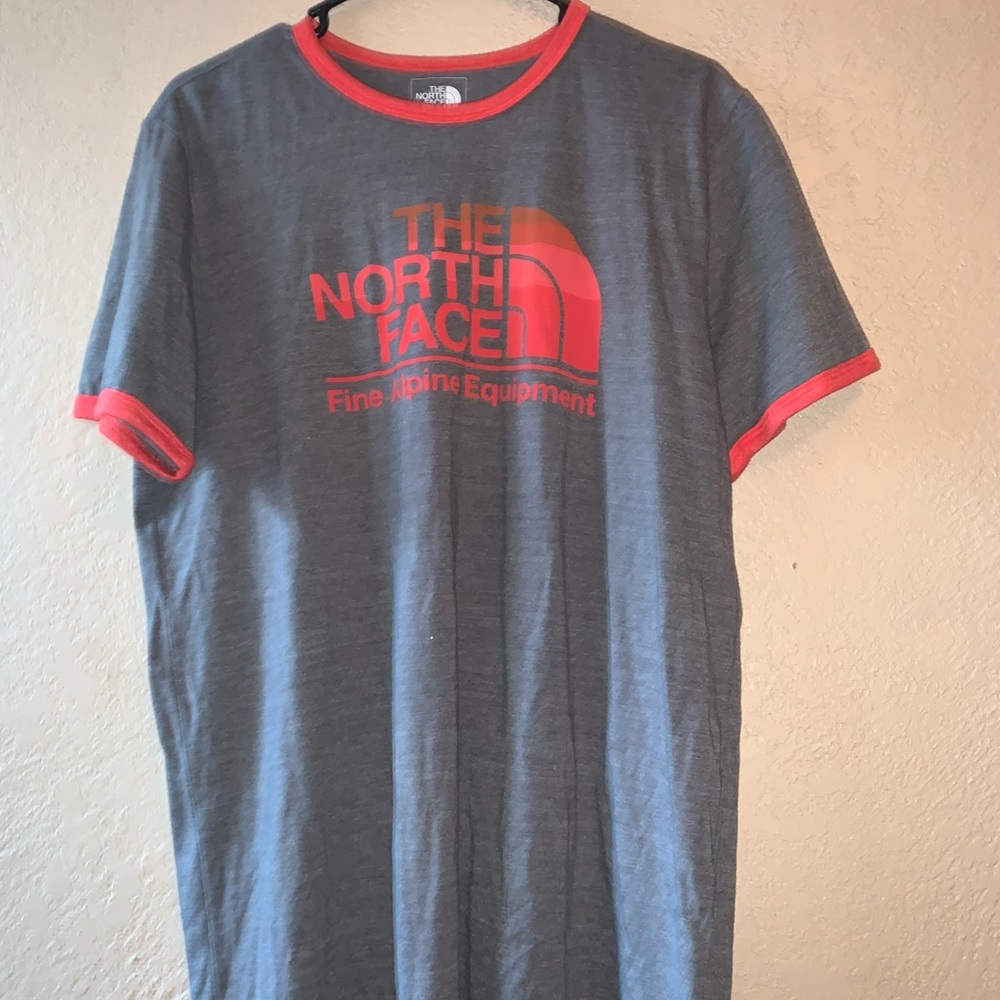Northface t-shirt